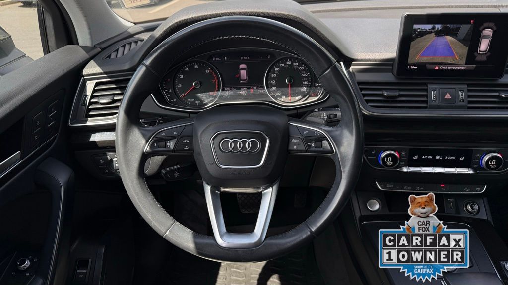 Vehicle image 24 of 26