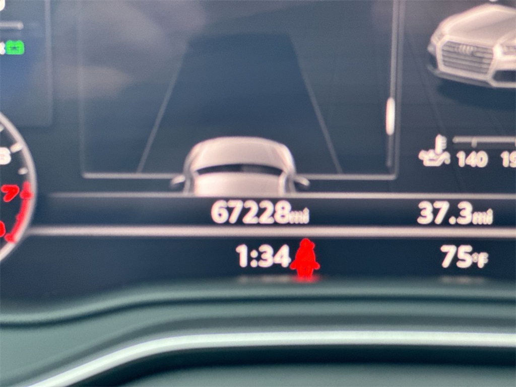 Vehicle image 12 of 29