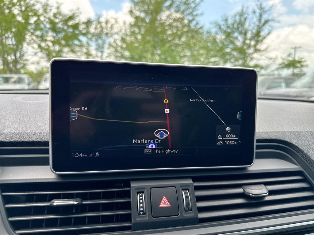 Vehicle image 14 of 29