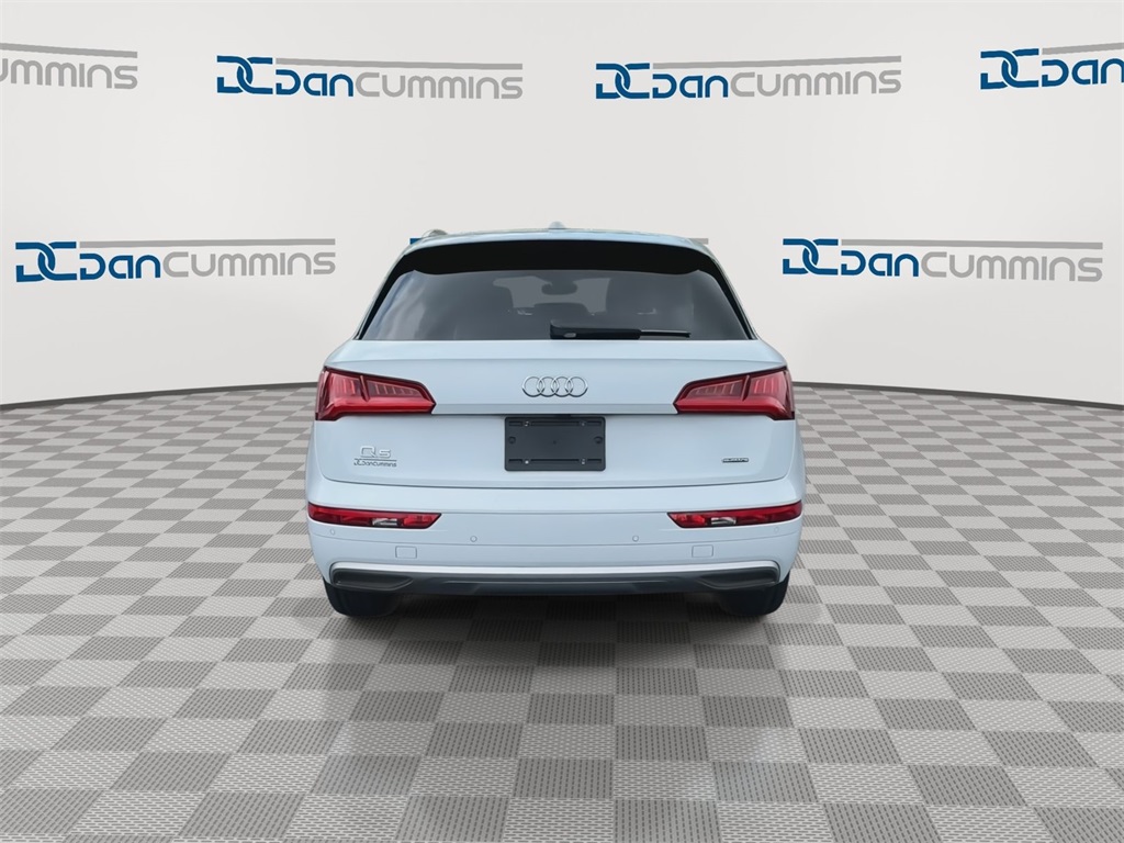 Vehicle image 7 of 29