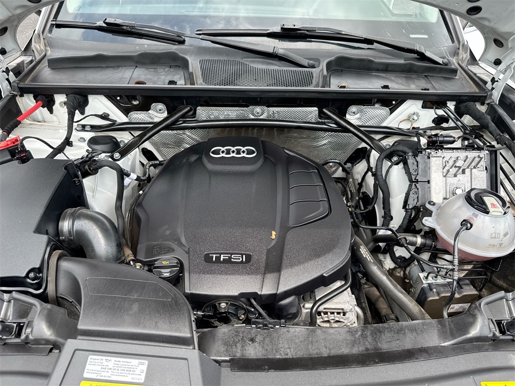Vehicle image 26 of 29
