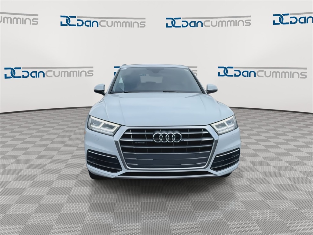 Vehicle image 3 of 29