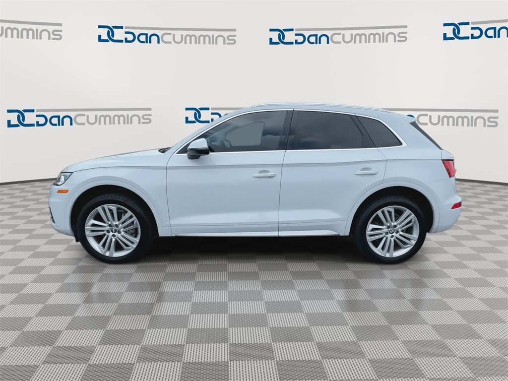 Vehicle image 9 of 29
