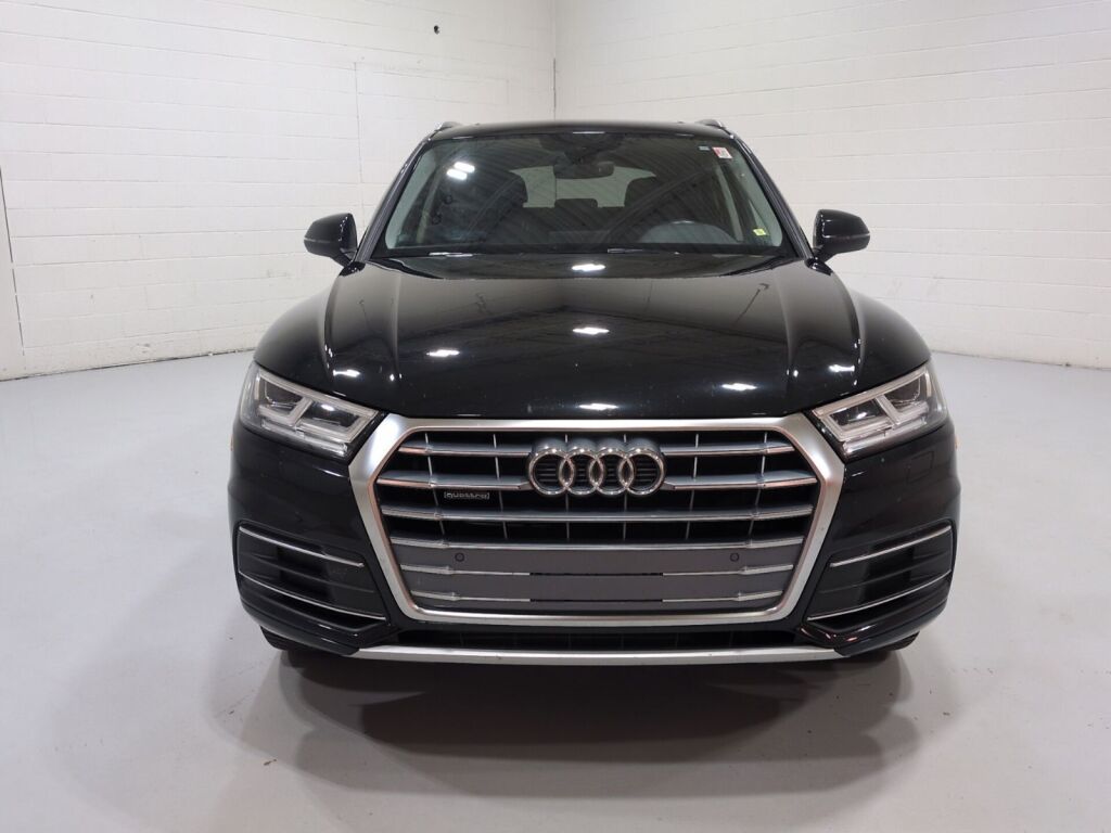 2020 Audi Q5 Premium Plus Image 2 of 28