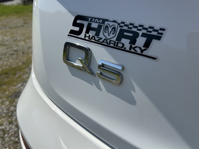 Vehicle image 14 of 37