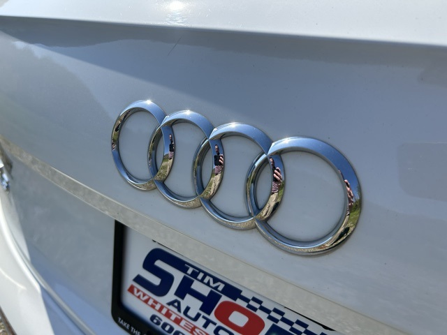 Vehicle image 13 of 37