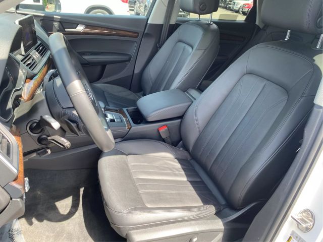 Vehicle image 8 of 36