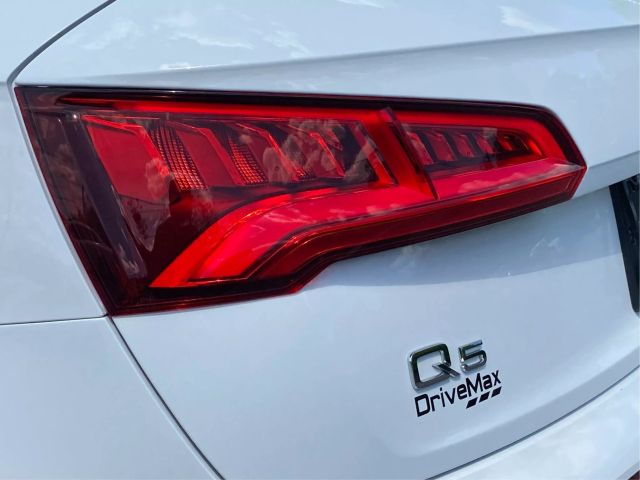 Vehicle image 23 of 36