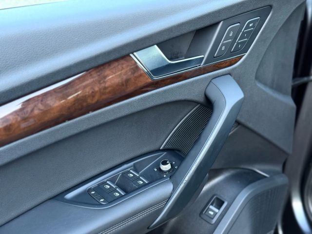 2020 Audi Q5 Premium Plus Image 23 of 35