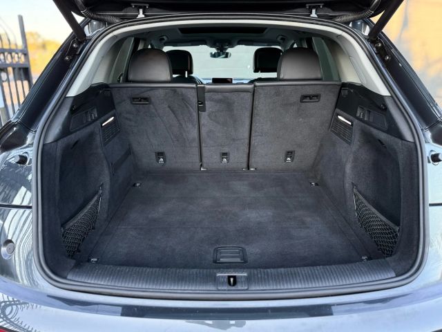 2020 Audi Q5 Premium Plus Image 11 of 35