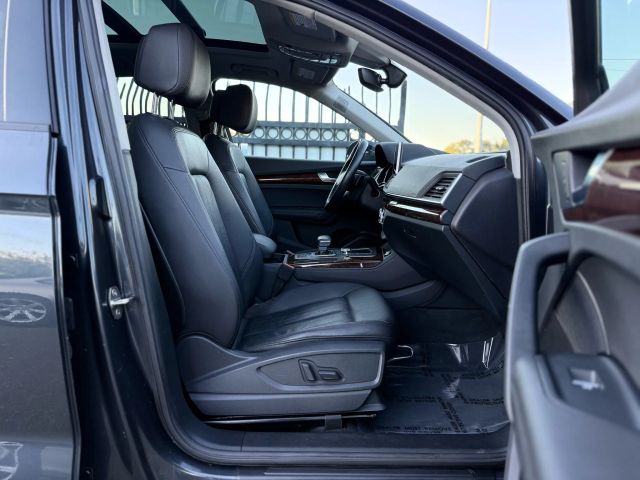 2020 Audi Q5 Premium Plus Image 12 of 35