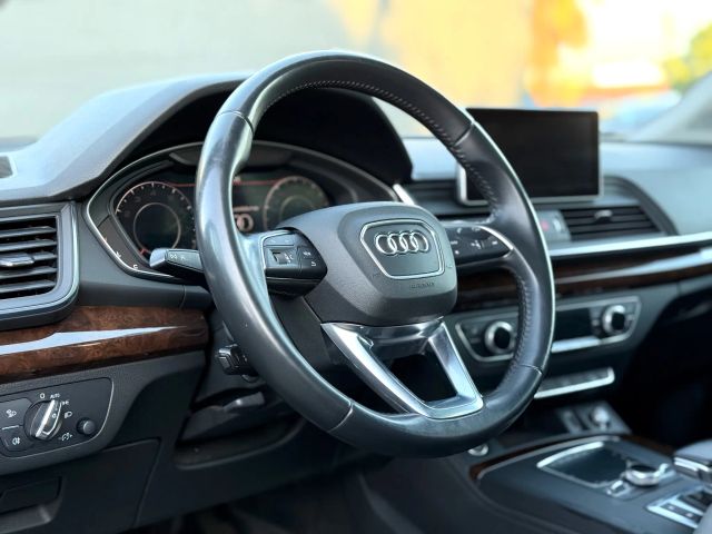 2020 Audi Q5 Premium Plus Image 19 of 35