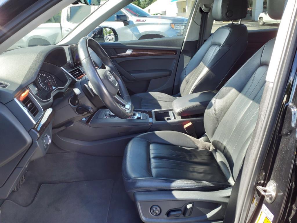 Vehicle image 13 of 31