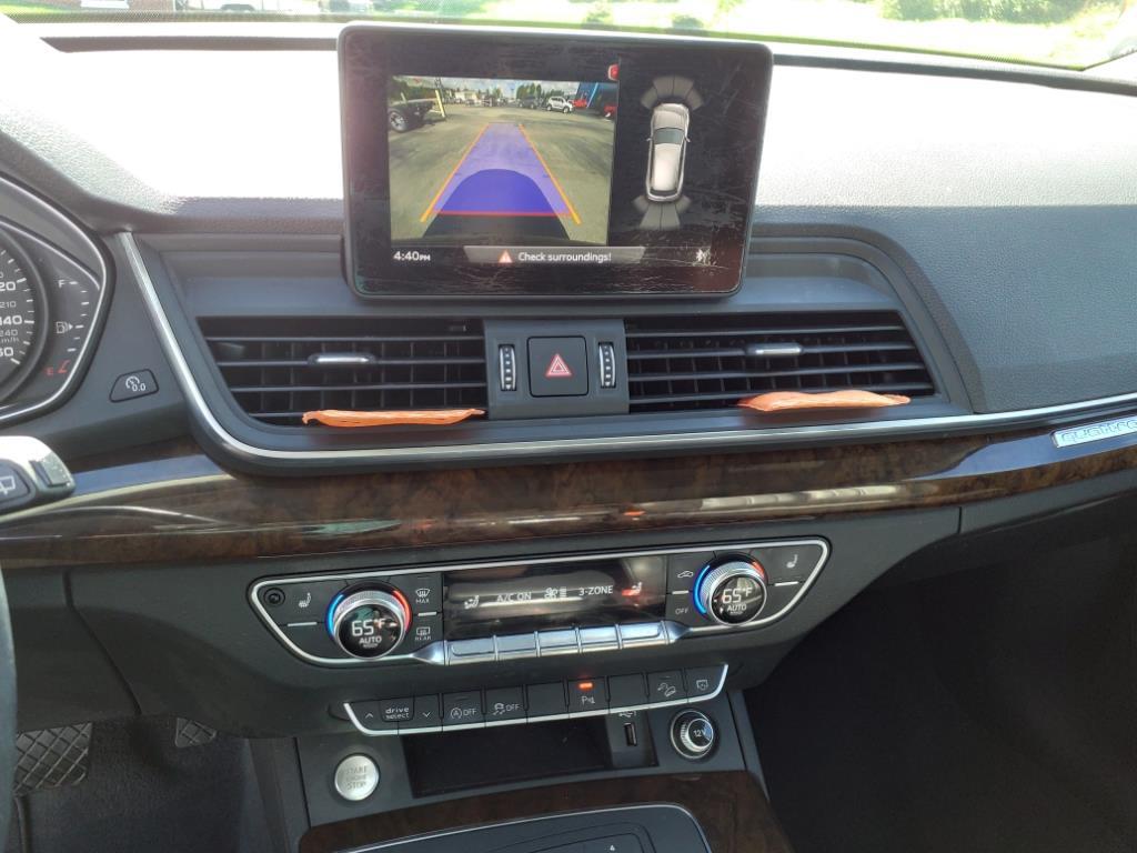 Vehicle image 18 of 31