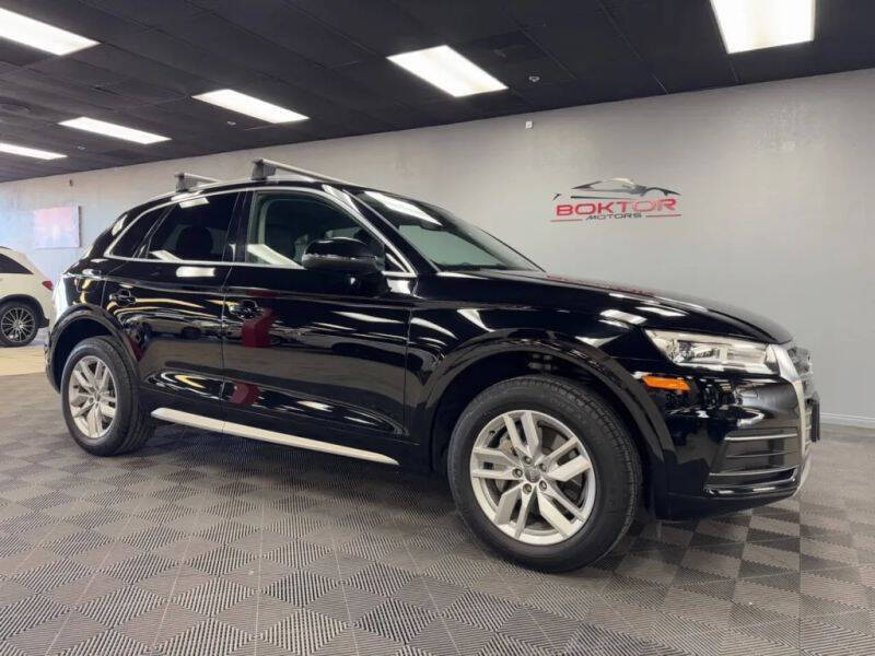 Vehicle image 7 of 58