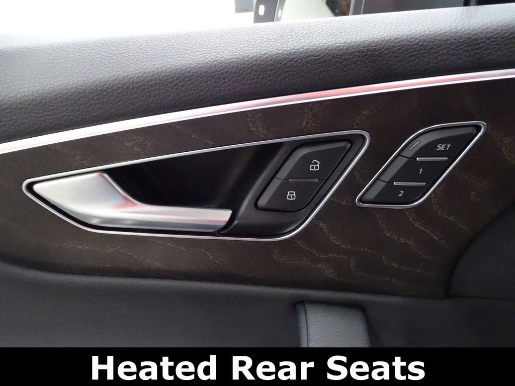 Vehicle image 14 of 43
