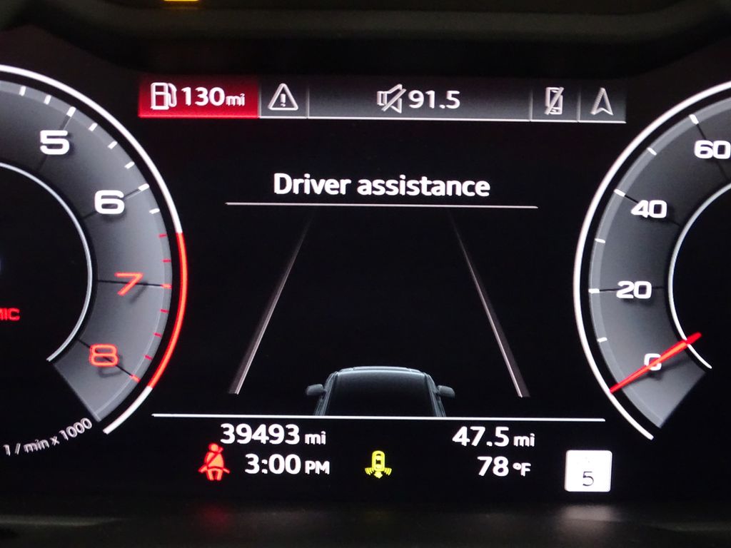 Vehicle image 40 of 43