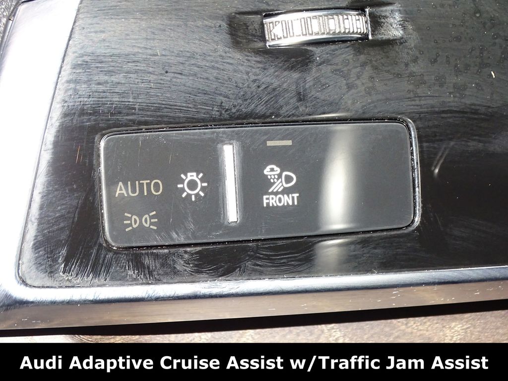 Vehicle image 17 of 43