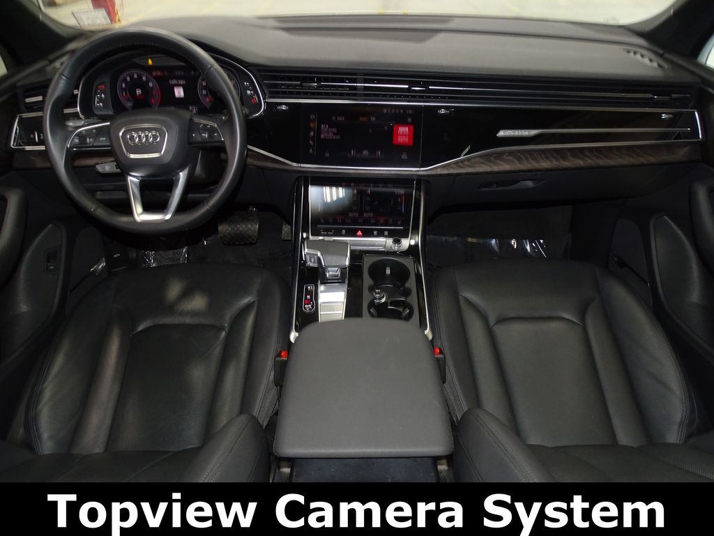 Vehicle image 26 of 43