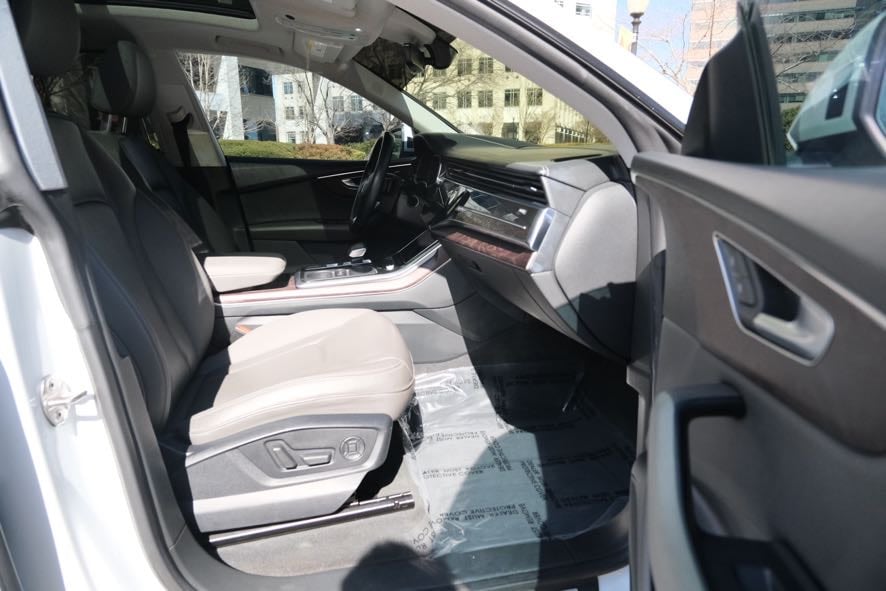 Vehicle image 36 of 45