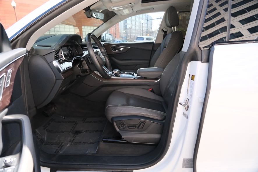 Vehicle image 15 of 45