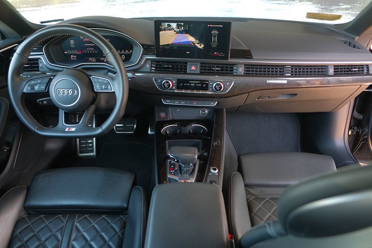 Vehicle image 20 of 51