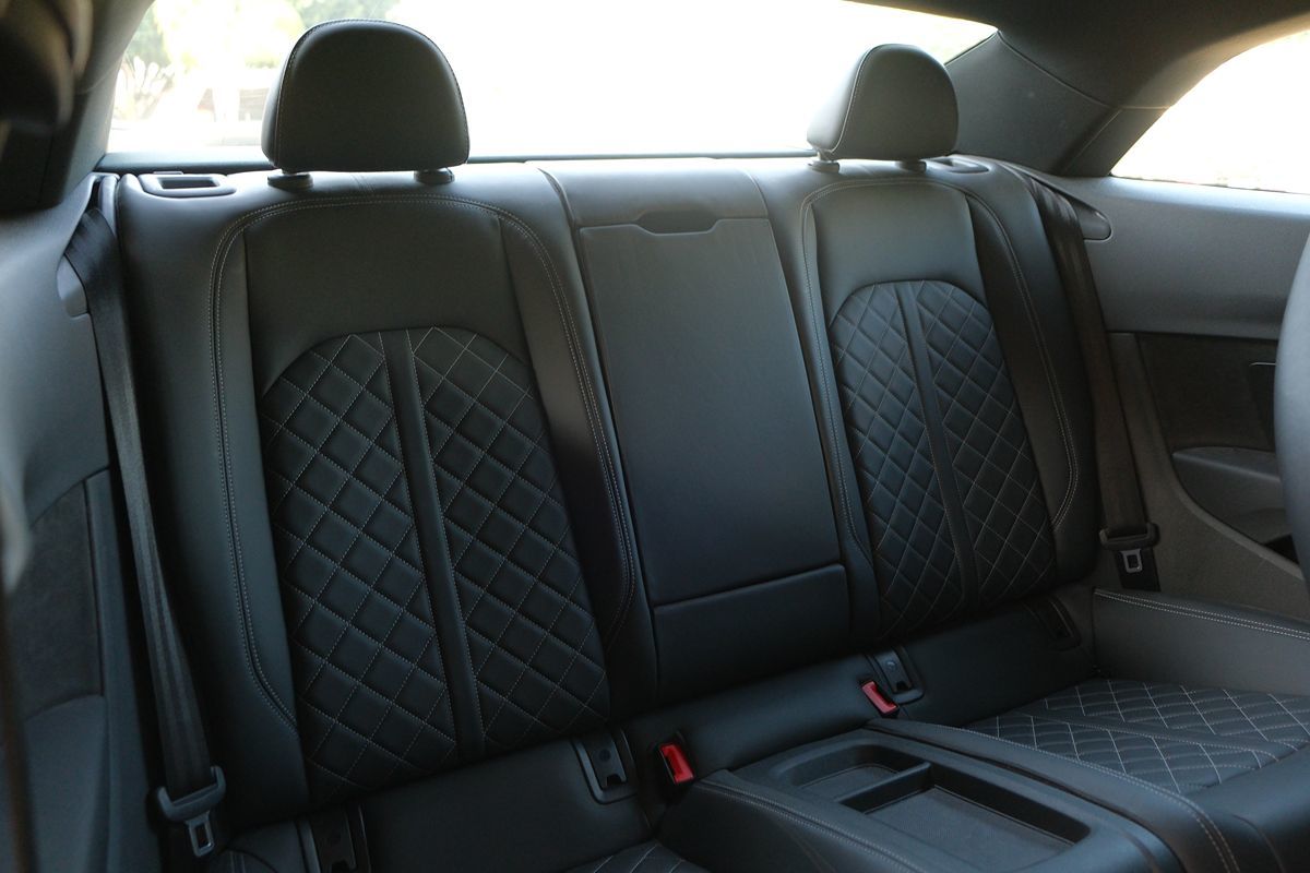 Vehicle image 14 of 51