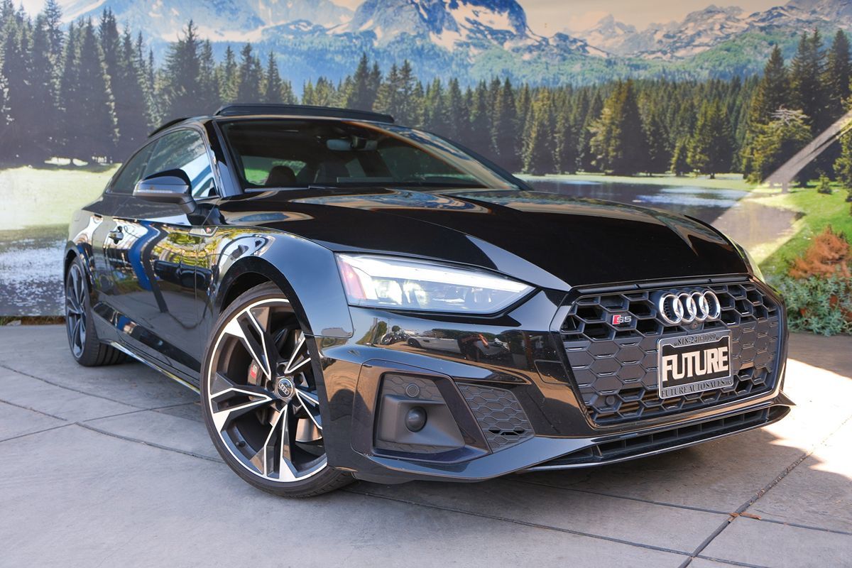 Vehicle image 4 of 51
