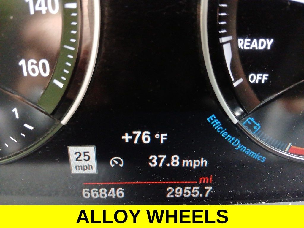 Vehicle image 16 of 30