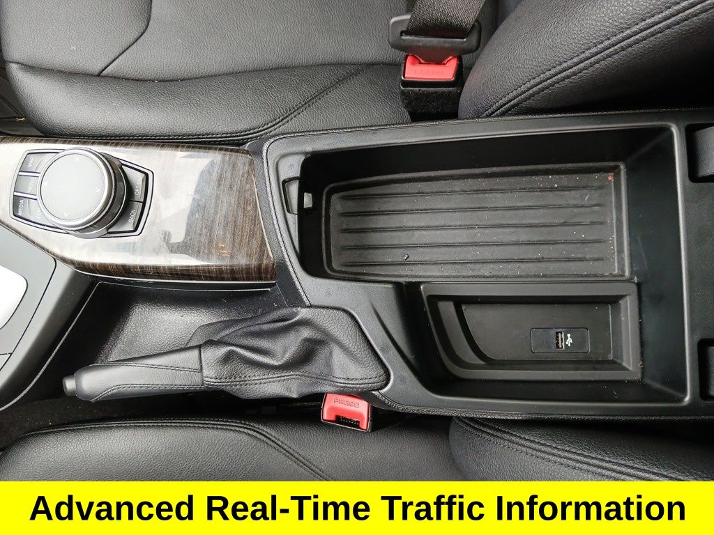 Vehicle image 21 of 30