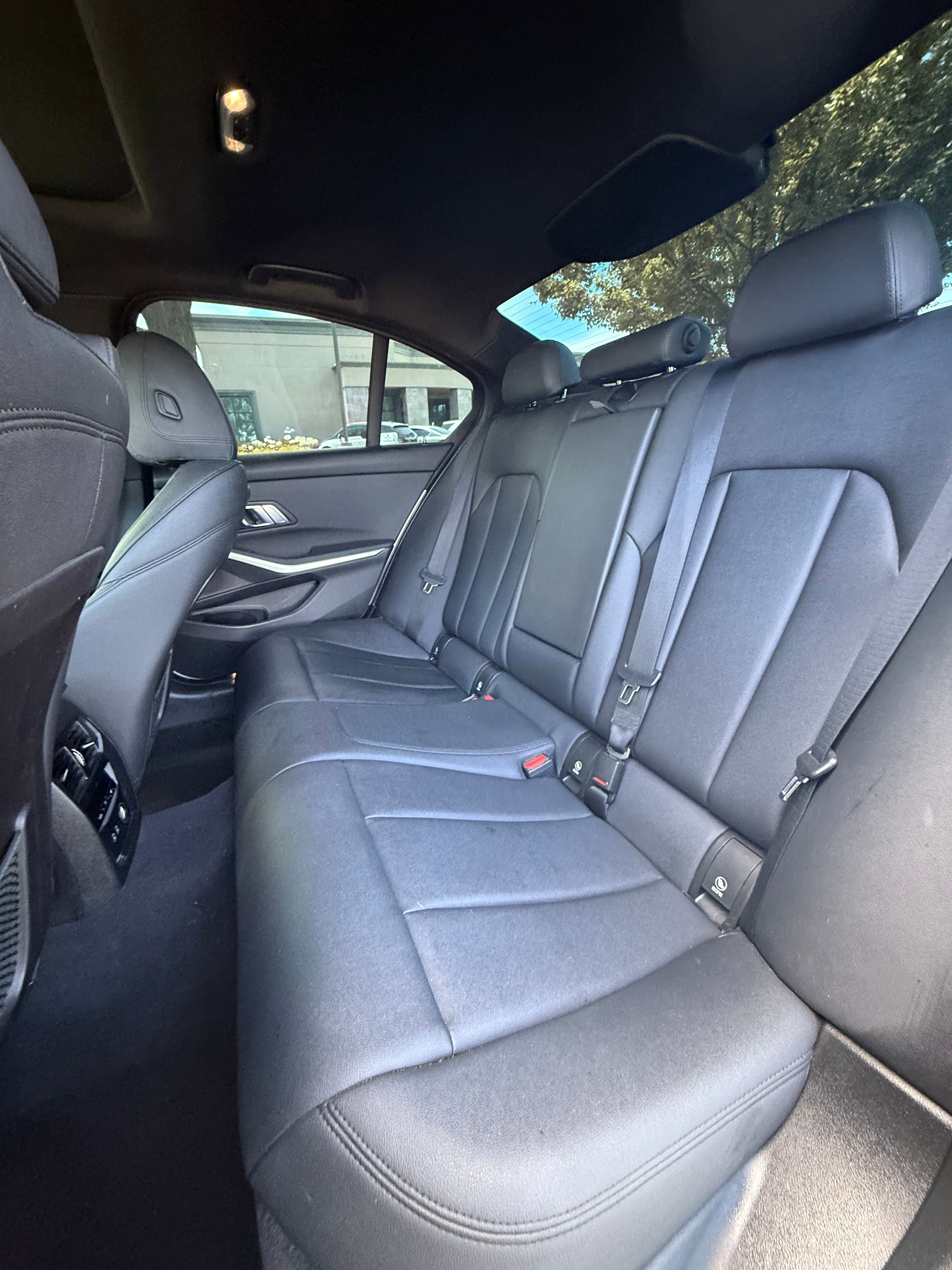 Vehicle image 9 of 21