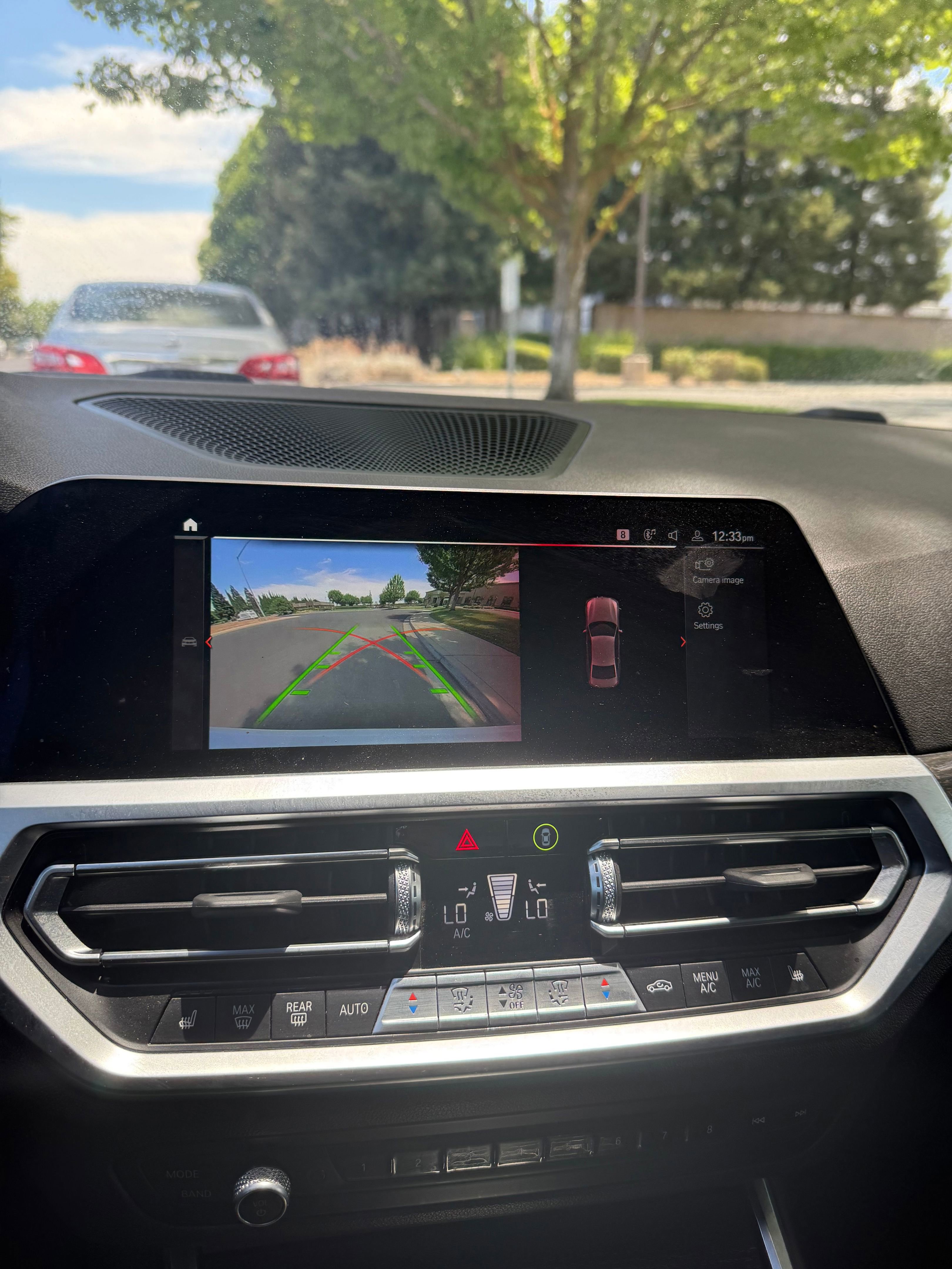 Vehicle image 14 of 21