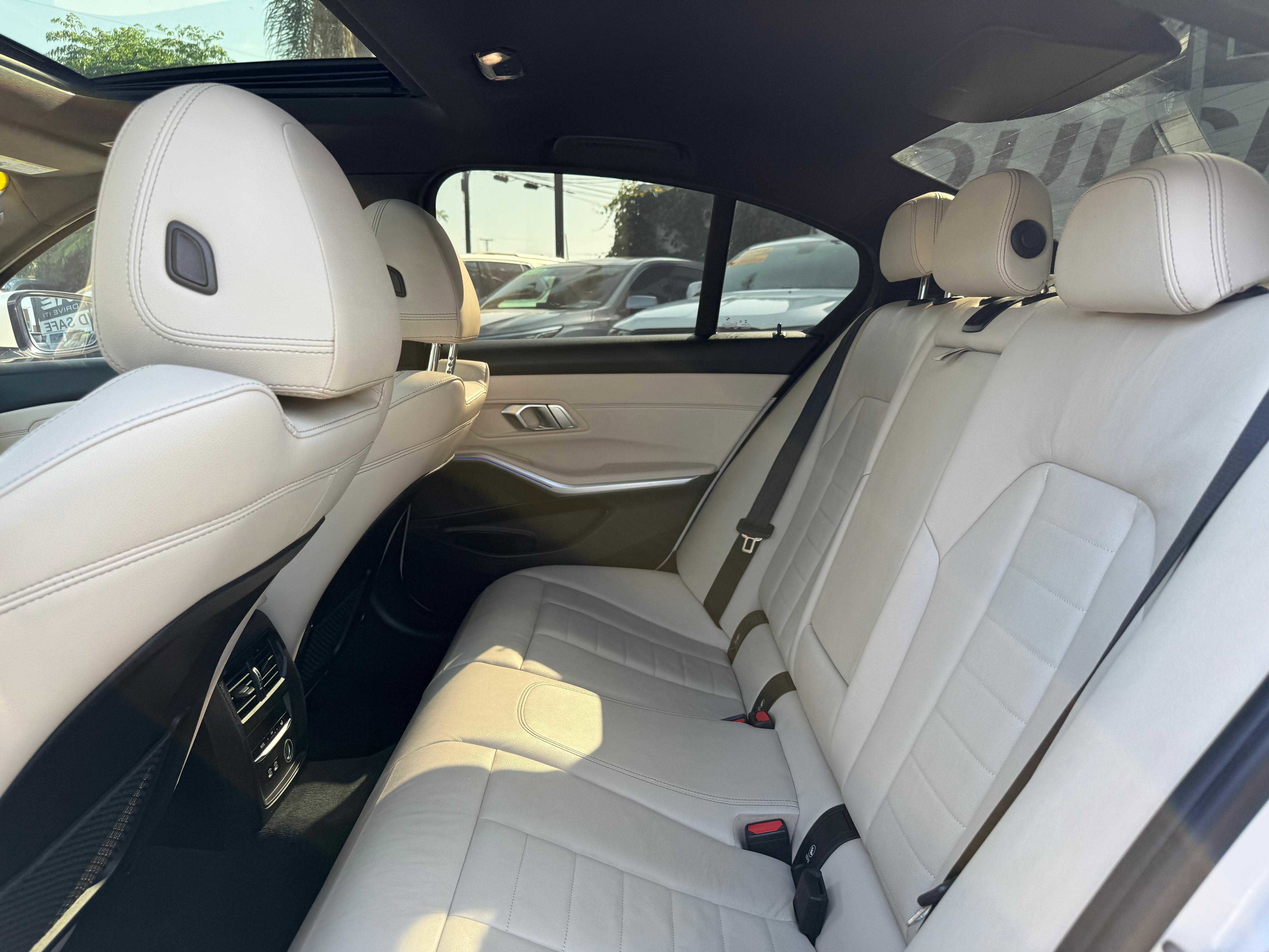 Vehicle image 18 of 63