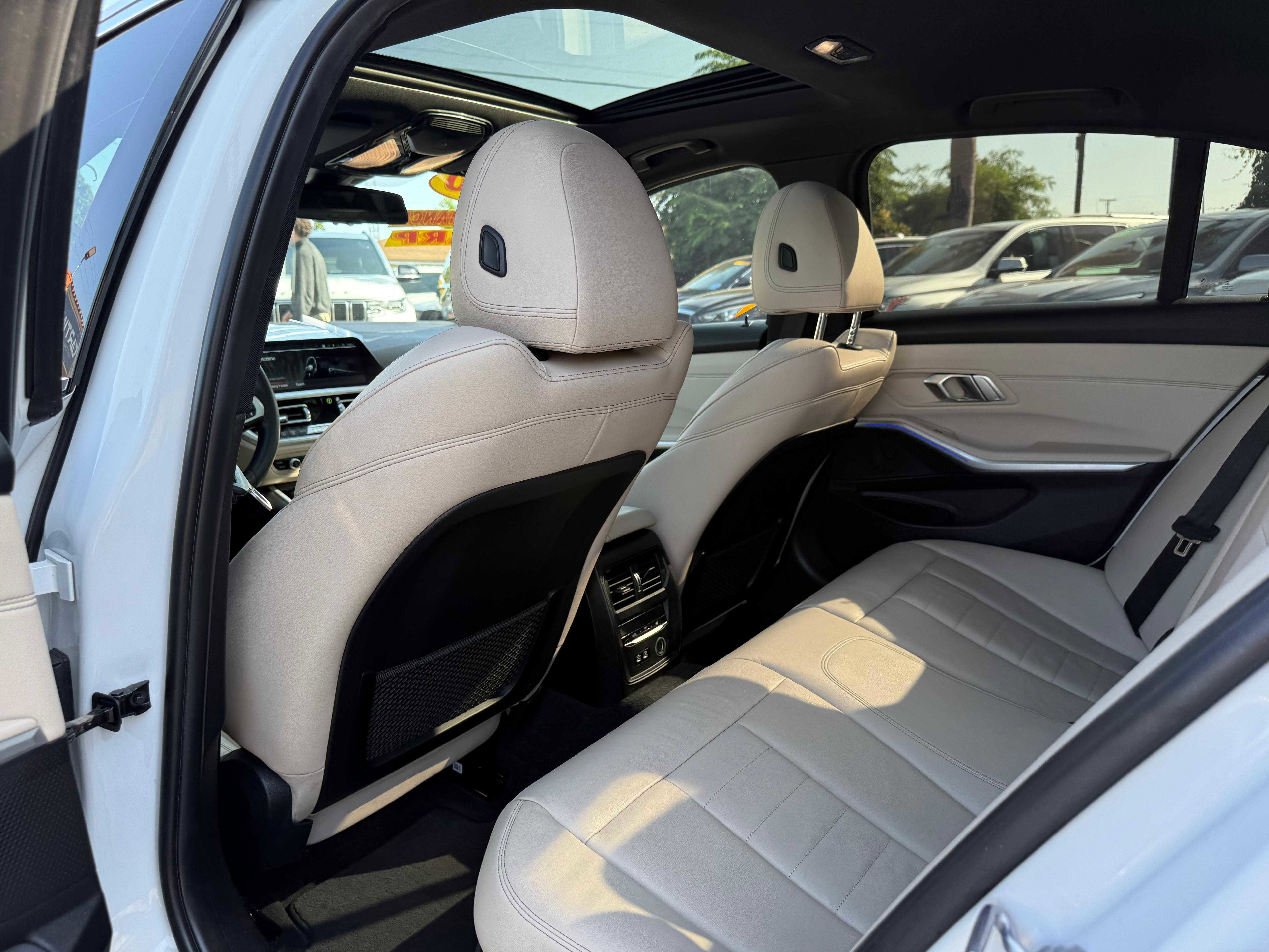 Vehicle image 51 of 63