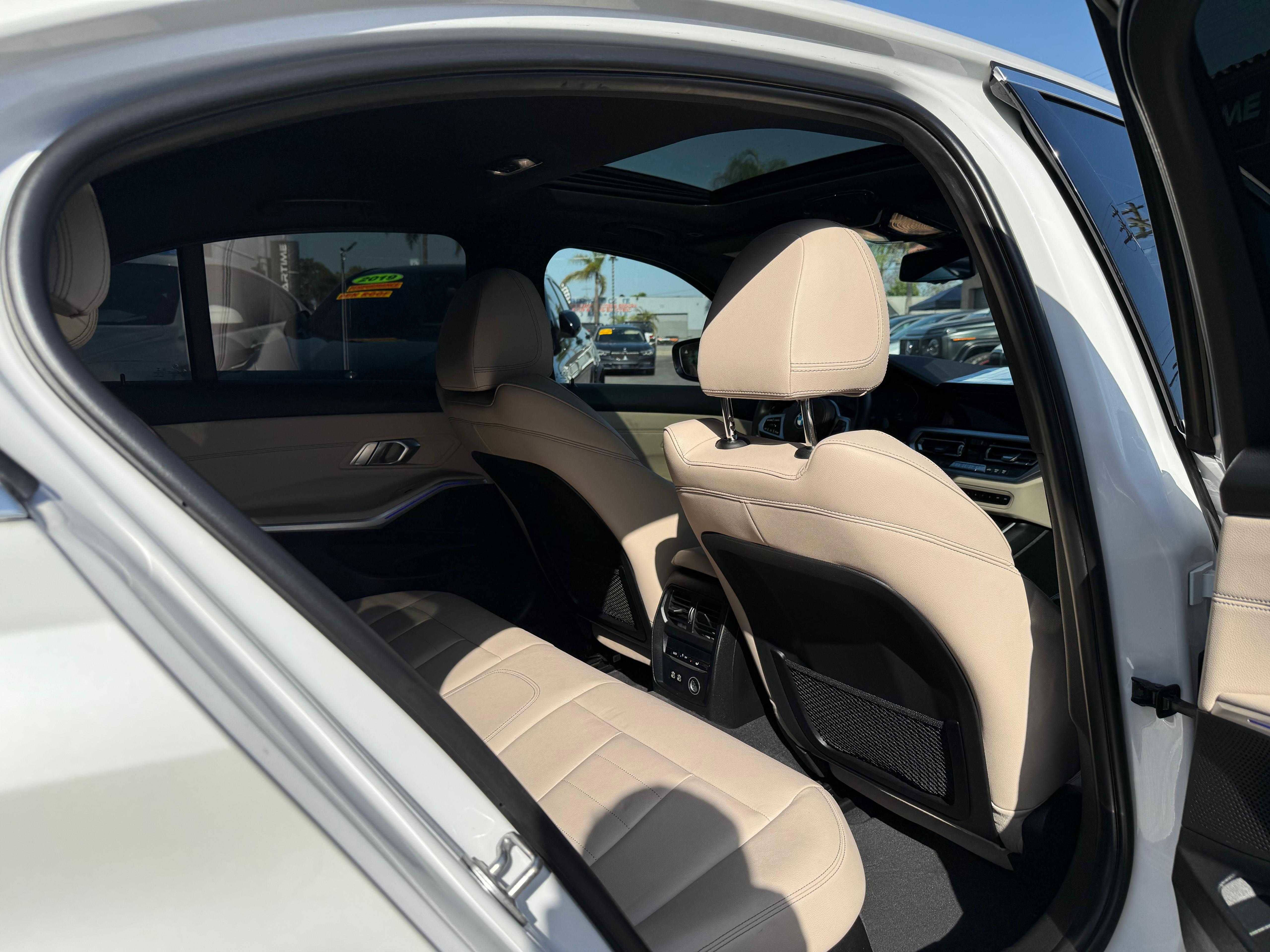 Vehicle image 22 of 63