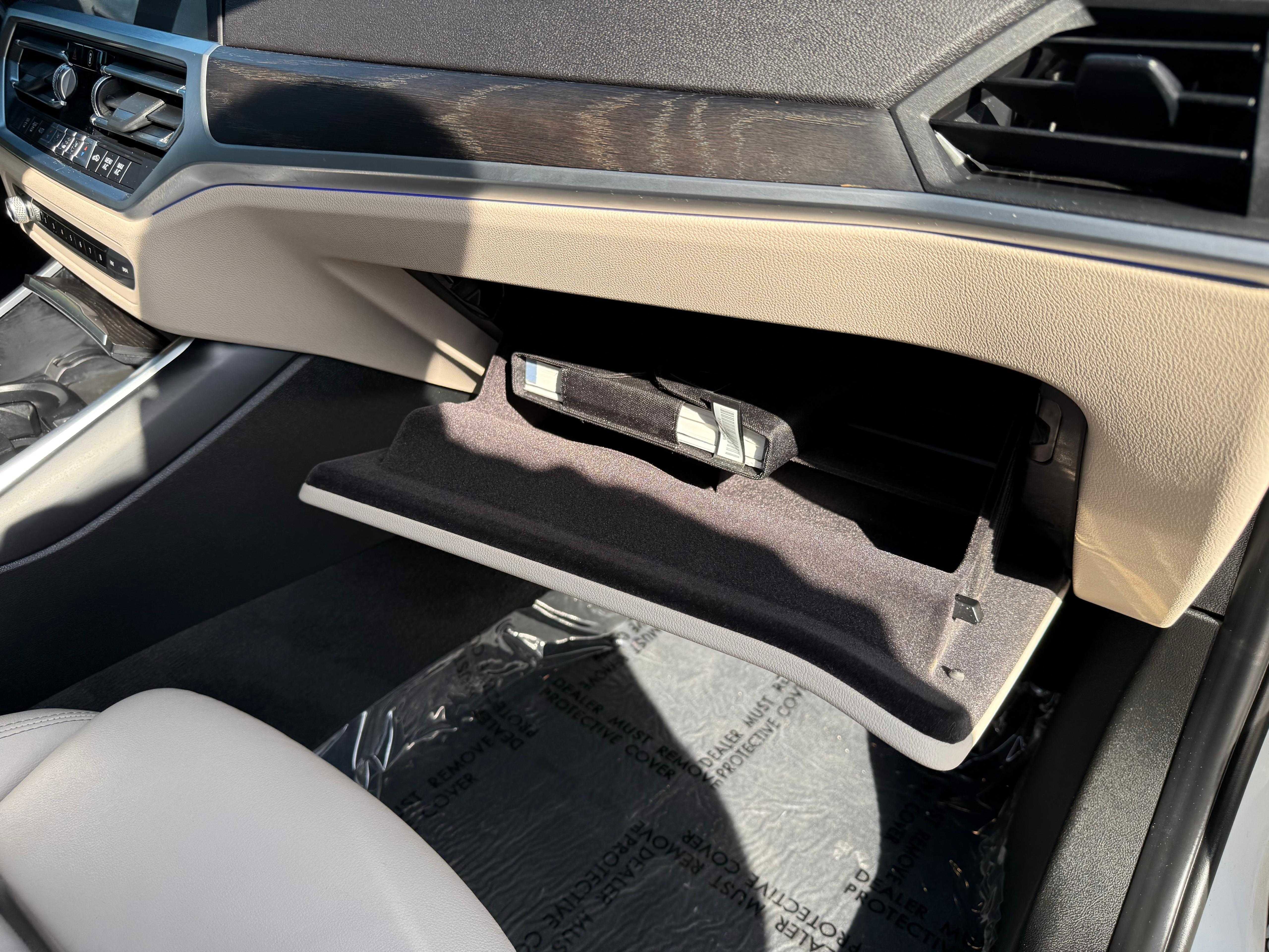 Vehicle image 29 of 63