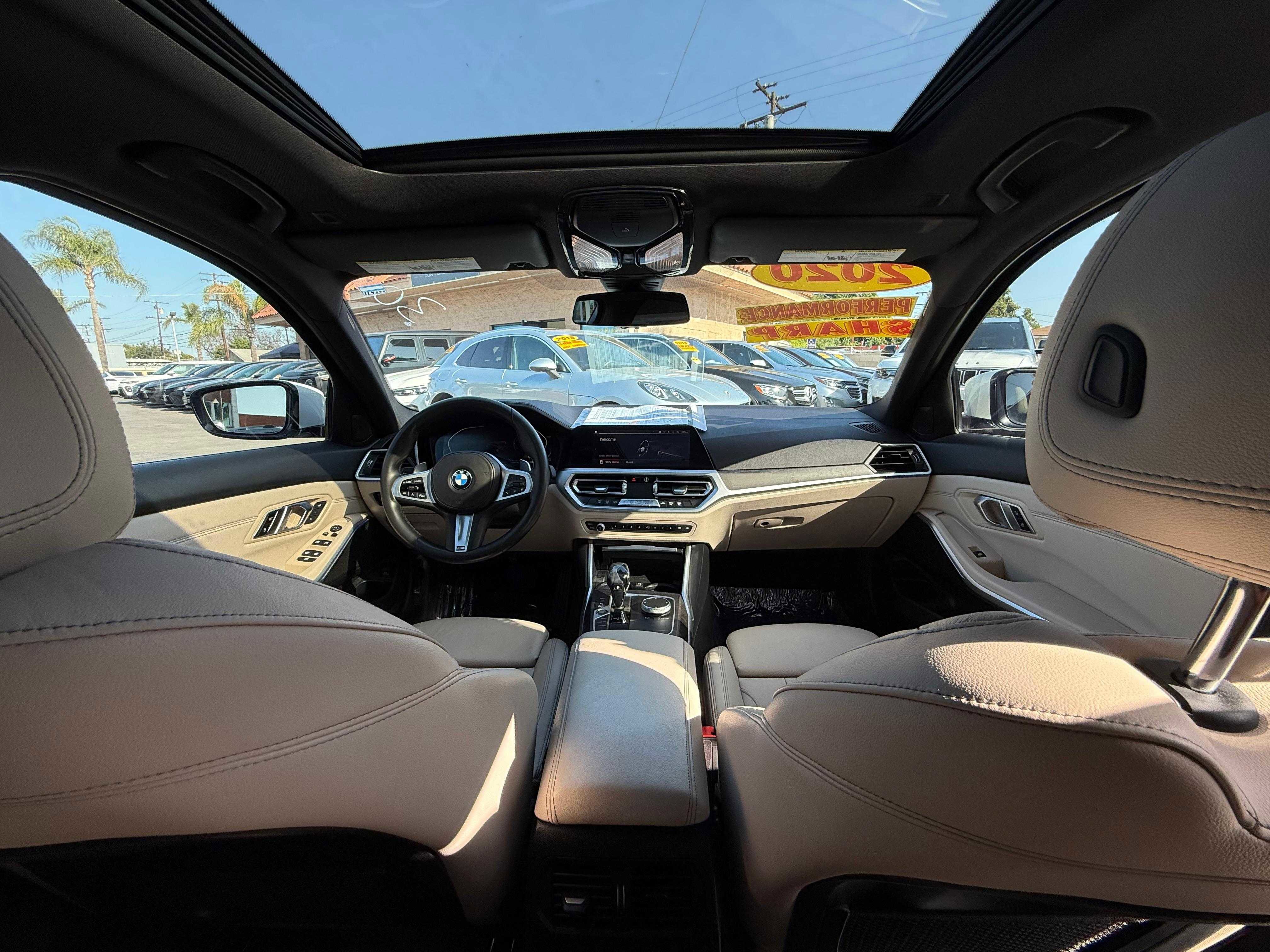 Vehicle image 25 of 63