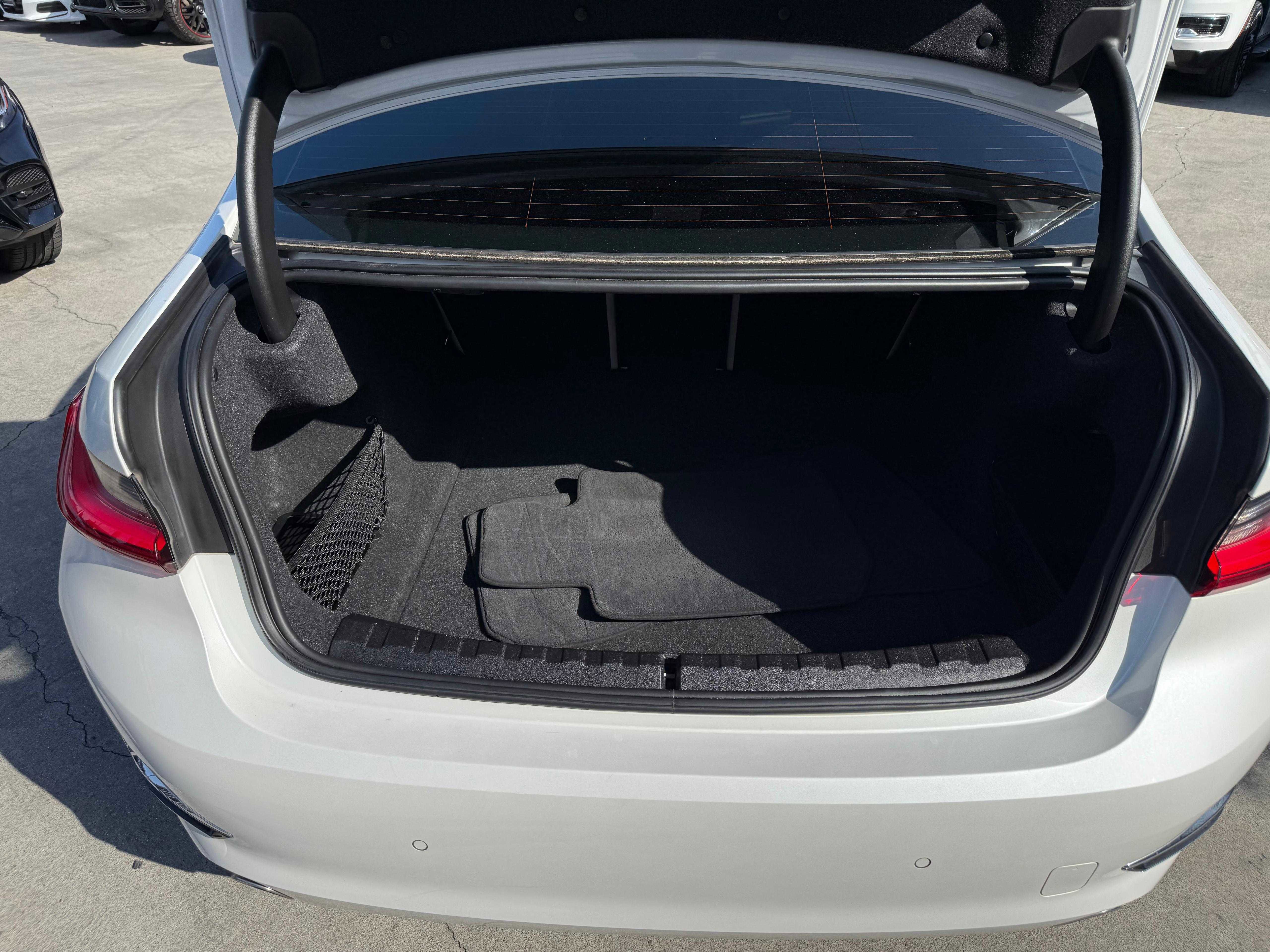 Vehicle image 15 of 63