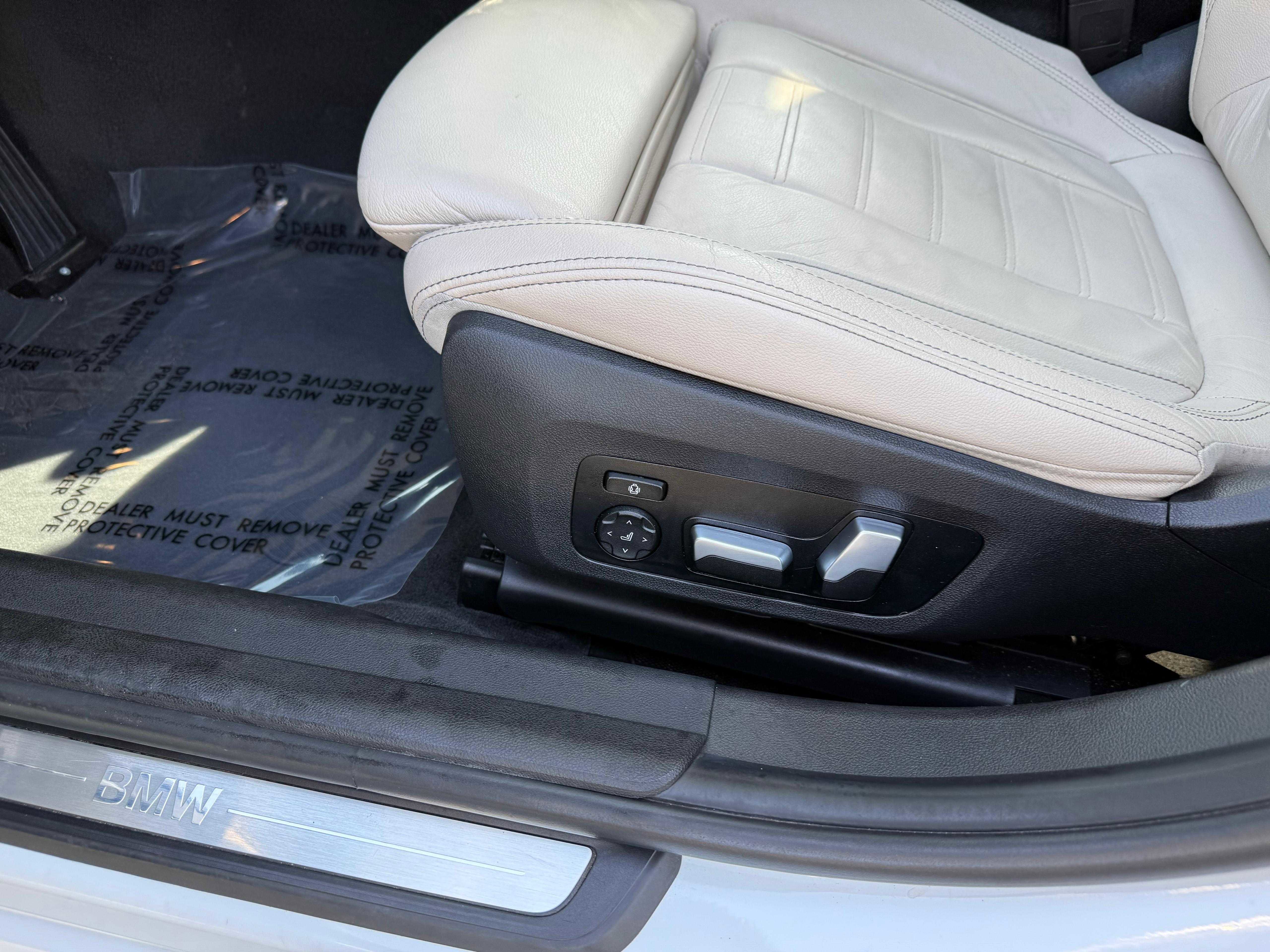 Vehicle image 62 of 63