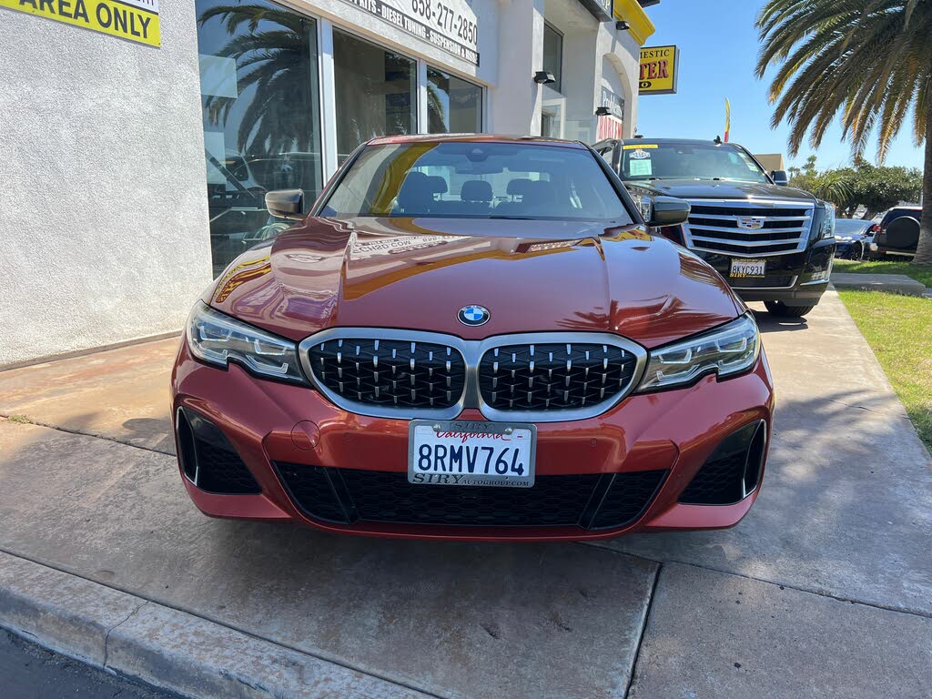 Vehicle image 3 of 21