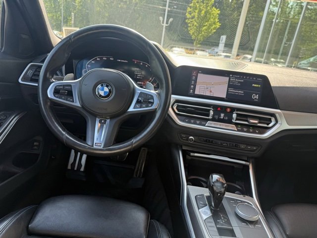 Vehicle image 12 of 15