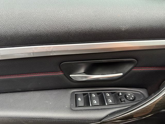 Vehicle image 20 of 36