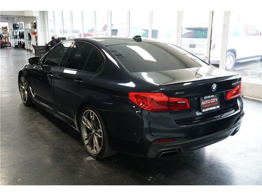 Vehicle image 7 of 29