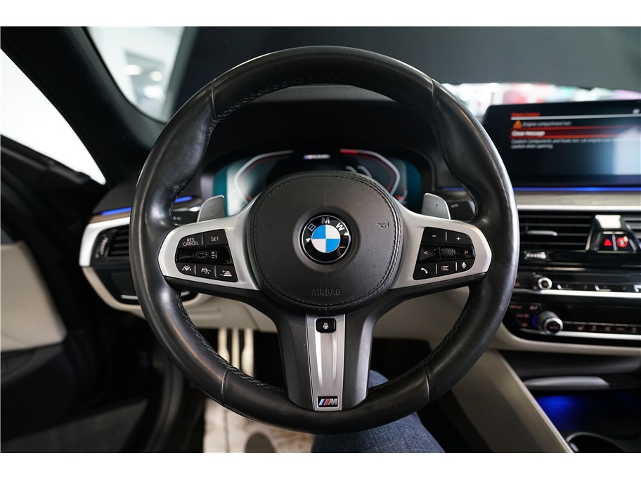 Vehicle image 20 of 29