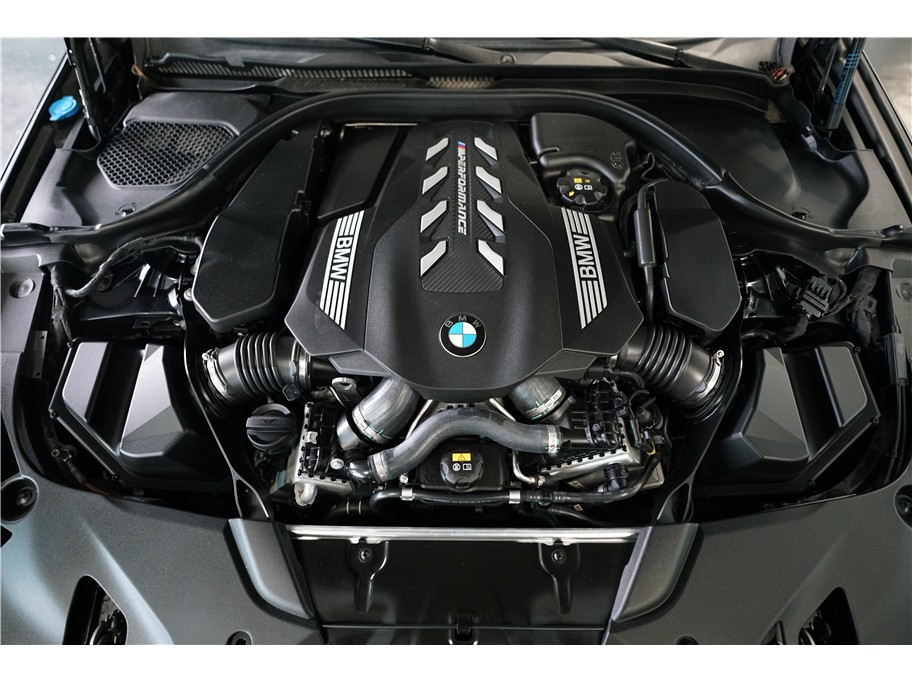 Vehicle image 10 of 29