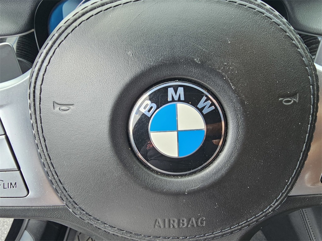 Vehicle image 26 of 27