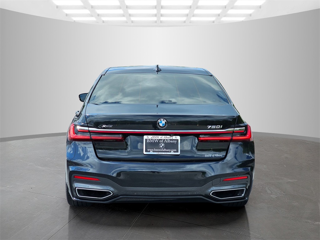 Vehicle image 6 of 27