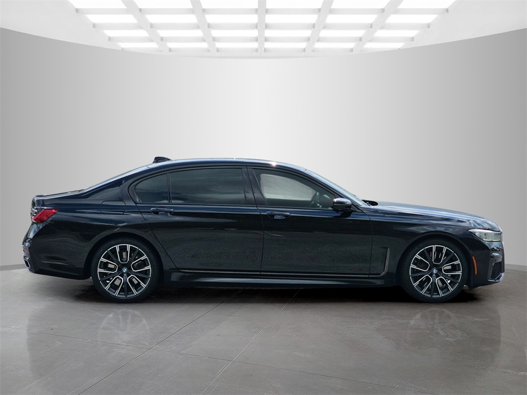 Vehicle image 4 of 27