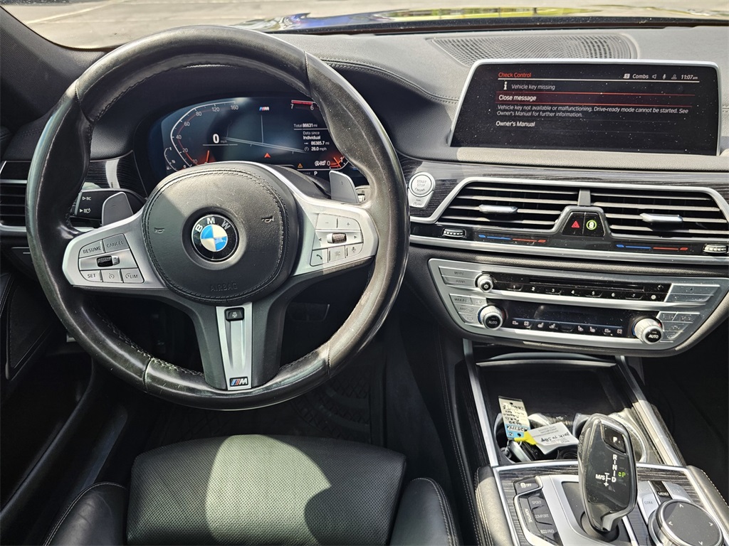 Vehicle image 15 of 27