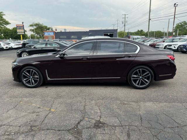 Vehicle image 8 of 25